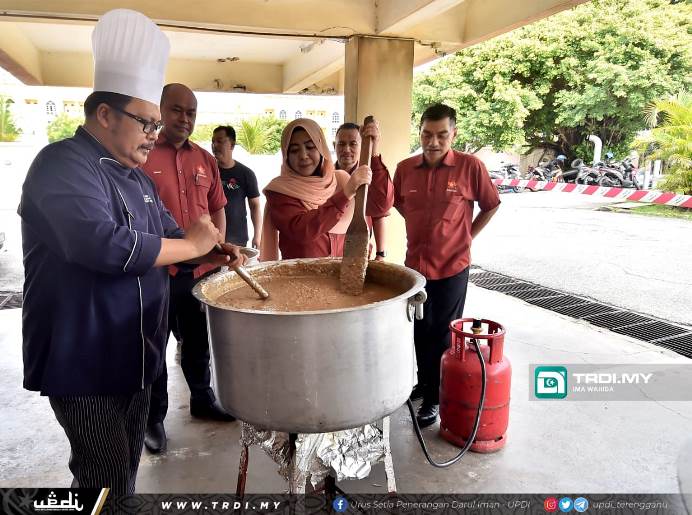 Primula Teruskan Budaya ‘Kucar Bubur Sure’