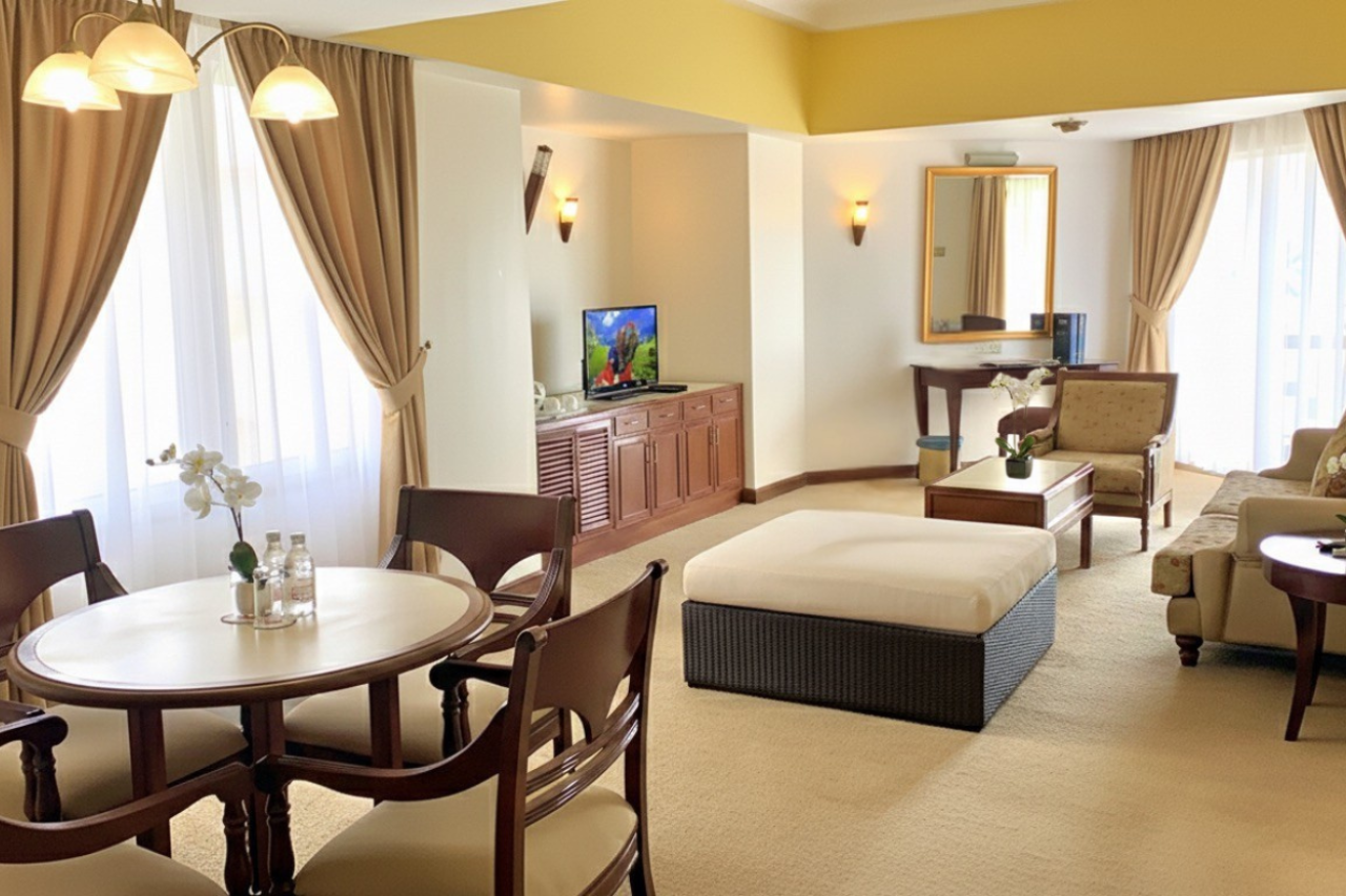 Executive Suite